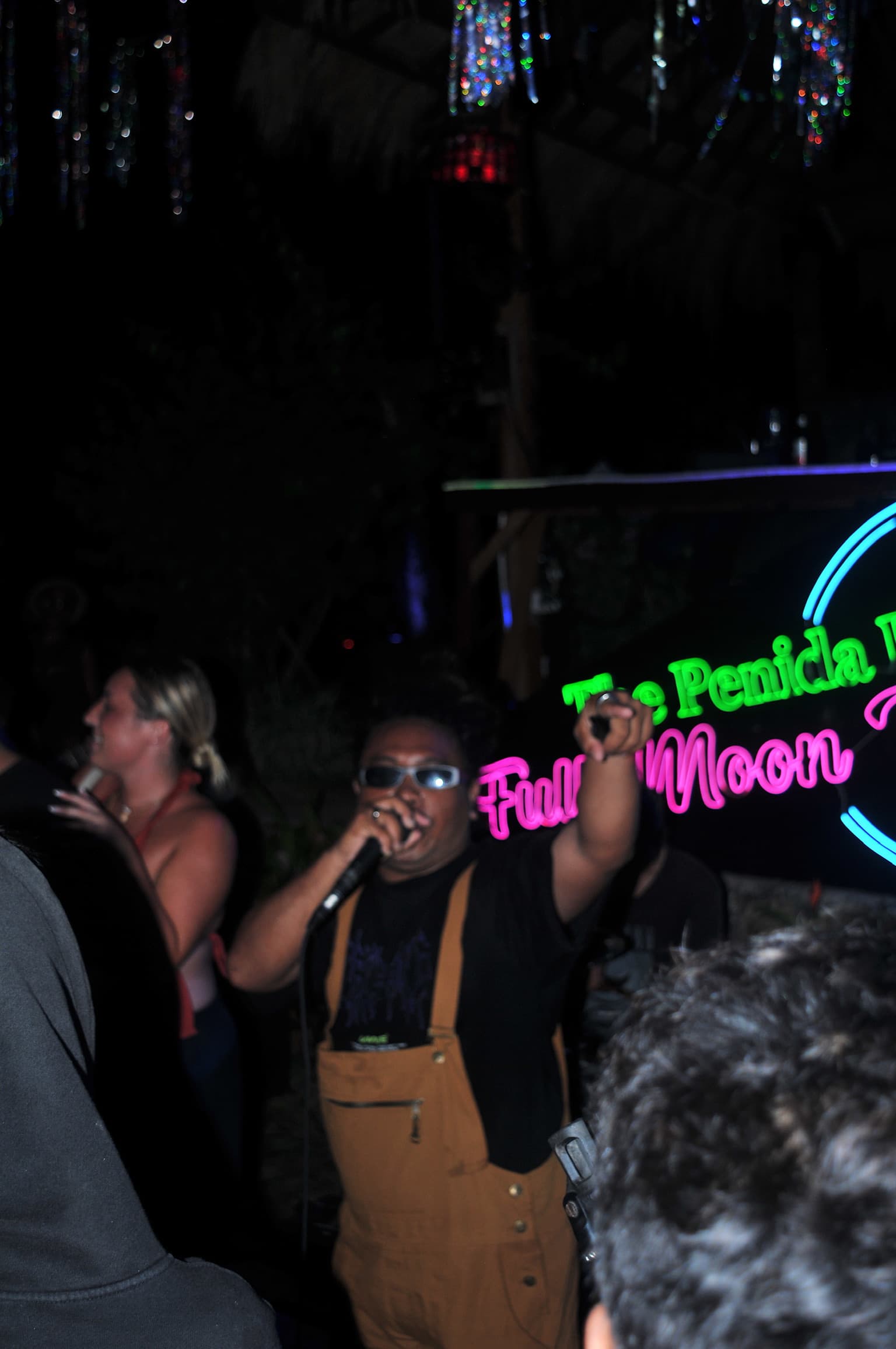 Party background element